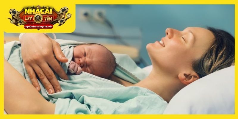 Mơ thấy sinh con với nhiều ý nghĩa cho người gặp